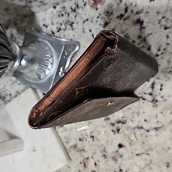 Louis Vuitton monogram large Notepad wallet 7.5x5x1inches - Picture 11 of 16